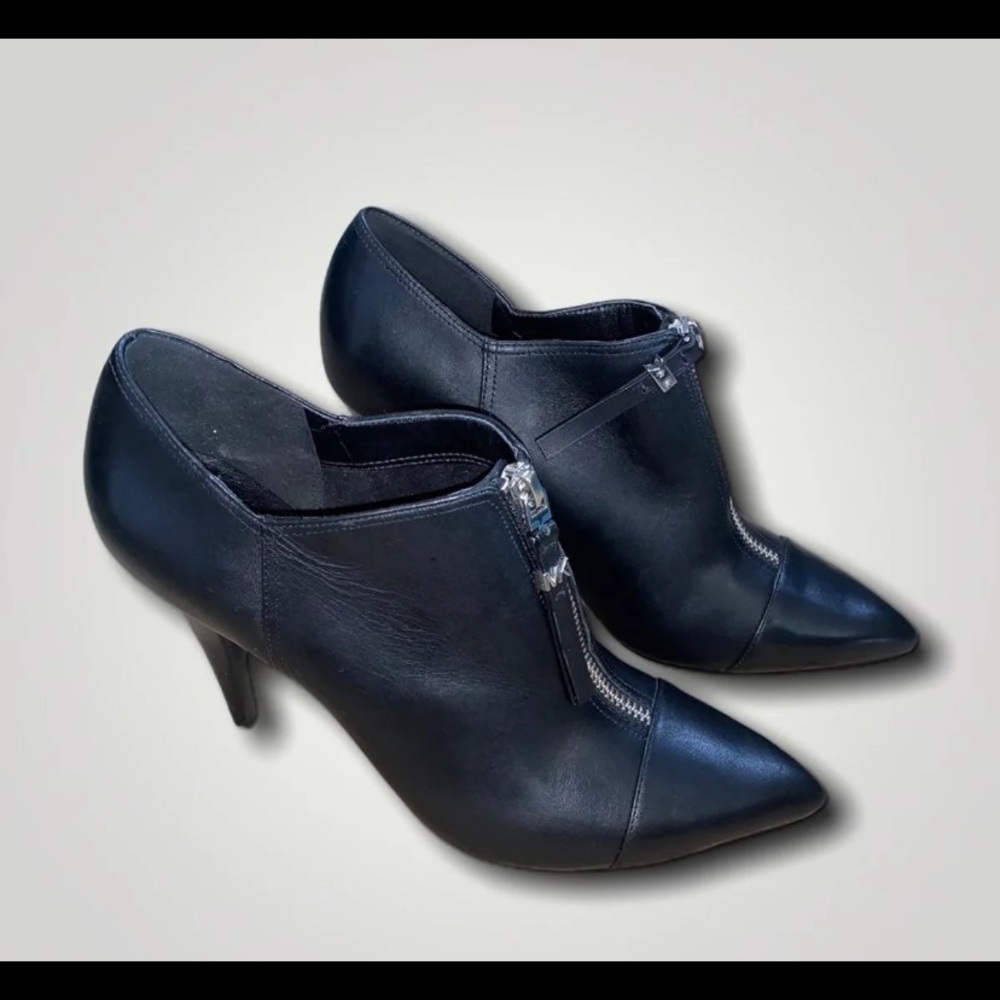MICHAEL Michael Kors Heel Booties 8.5